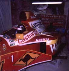 Fertiges F1 Modell mit eingebauten Fahrer.